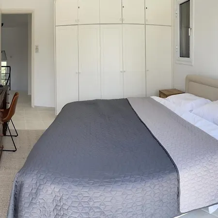 펜션 3 Bedroom House Regina Gardens *